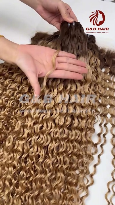 Curly · Blonde (613)